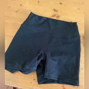 Black high rise fleo- 4”